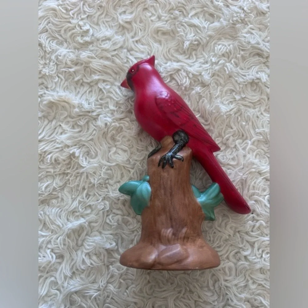 Red Cardinal Bird‎ Figurine